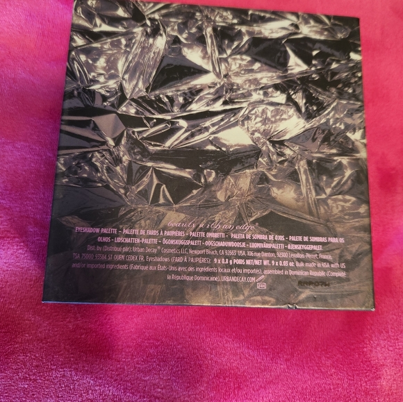 Slightly dabbed into Trouble Maker palette - Picture 4 of 4